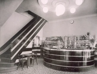 Bar Torcy, ritad av Deschanel och J. Dussolier, 1920-talet